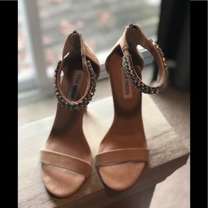 Steve Madden suede heels